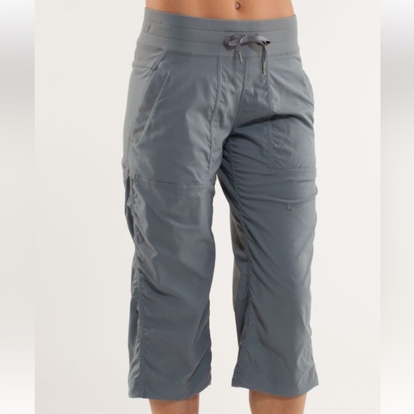 Lululemon Dance Studio Crop - Picture 1 of 10